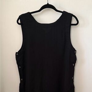 Elegant Black Sleeveless Linen Top W/ Buttons  Size M